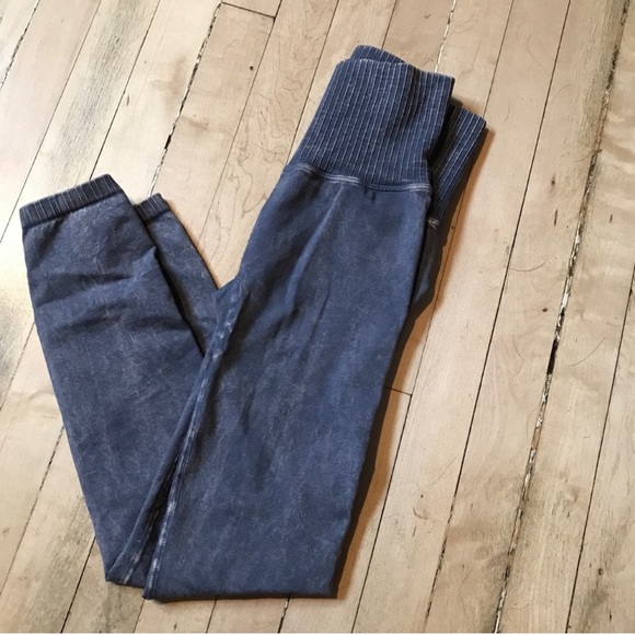 NWOT FP Good Karma Faded Grape set - Picture 3 of 8